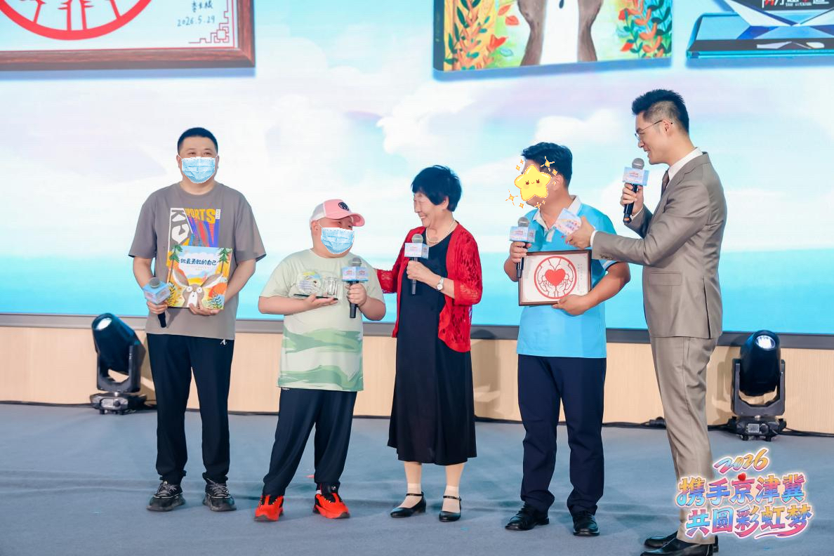 从3岁到13岁，两次复发、两次移植，十年抗白少年即将重返校园